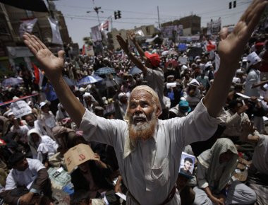 Υεμένη: Συνεχείς βομβαρδισμοί του αραβικού συνασπισμού - Τελευταίος απολογισμός 25 νεκροί (φωτό)
